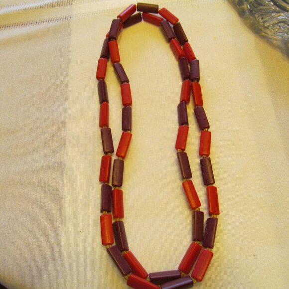 VINTAGE ELONGATED RED BEADS 38" LONG WEAR 1 STRAND OR WRAP FOR A DOUBLE STRAND ! - Picture 13 of 16